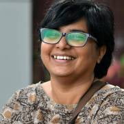 Senior Physics Teacher from Kolkata